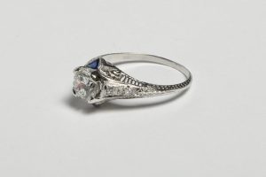 platinum diamond engagement ring