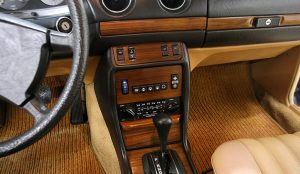 hughes-collector-car-benz-1